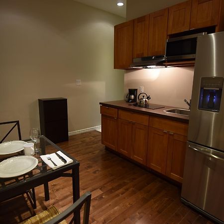 The Lion Inn & Suites Chetwynd Екстериор снимка
