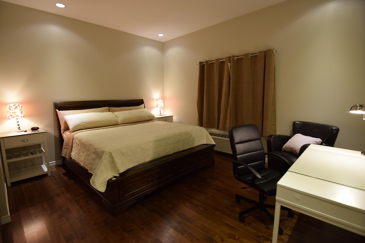 The Lion Inn & Suites Chetwynd Екстериор снимка